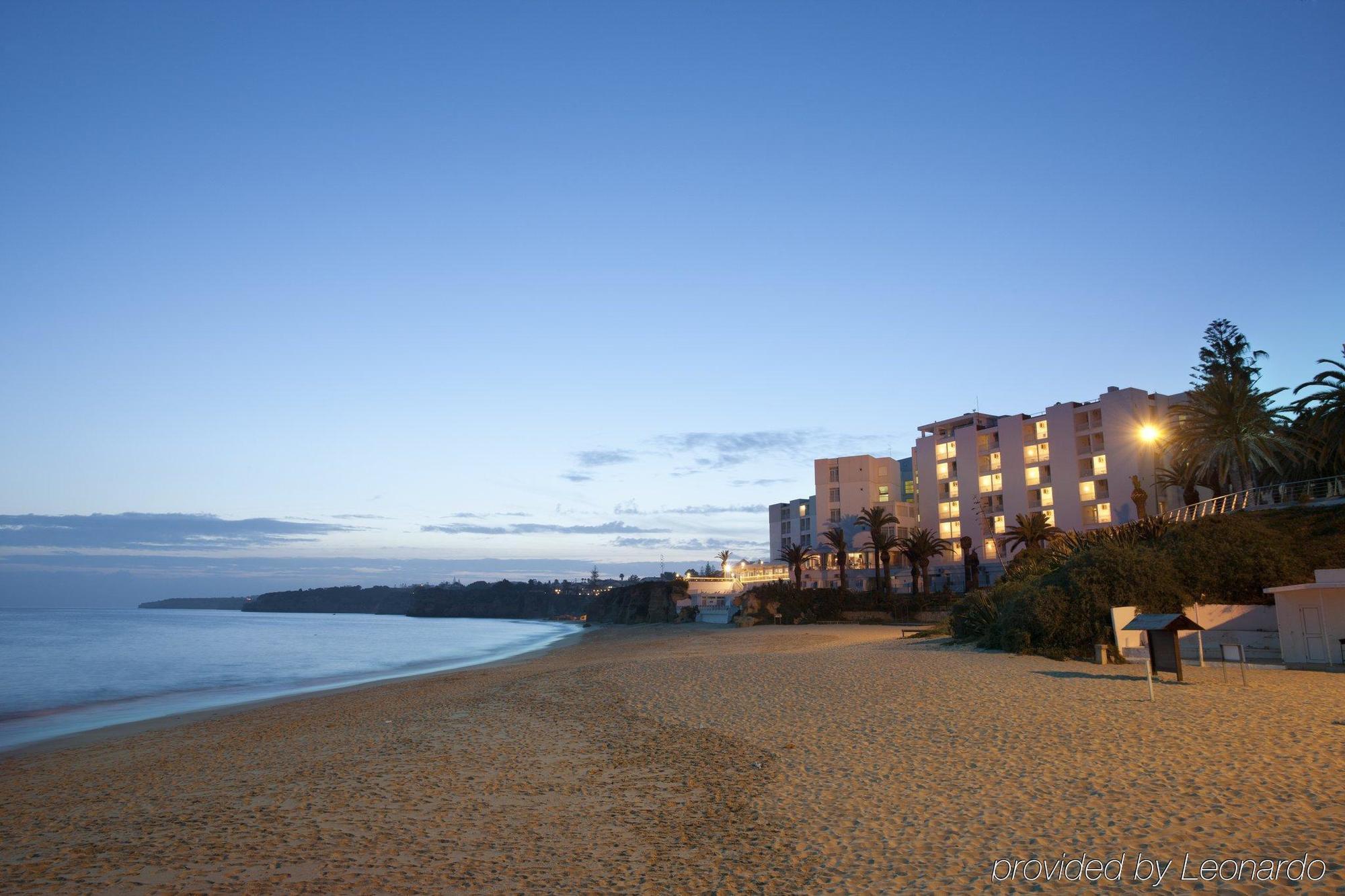 Holiday Inn Algarve - Armacao De Pera, An Ihg Hotel Удобства фото
